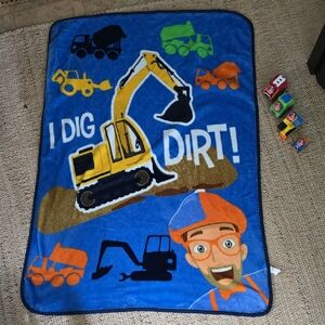 Blippi Construction Blanket with Toys
